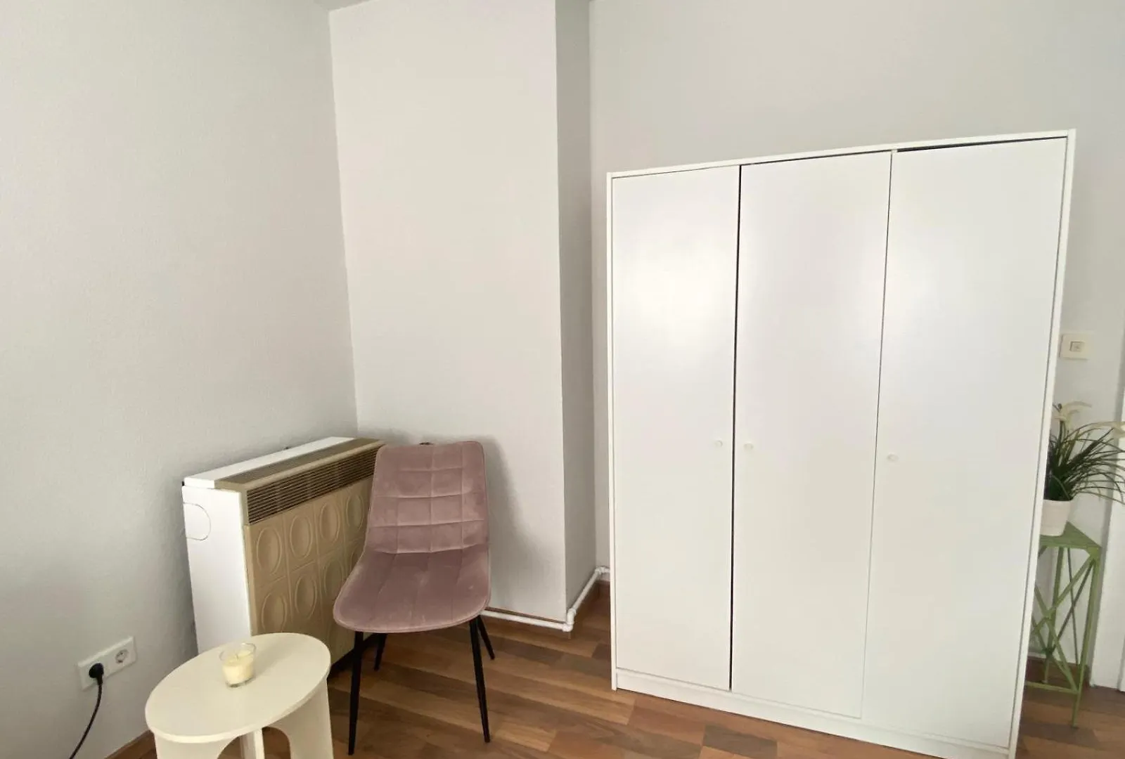 Daire Charmante 2 Zimmer Wohnung In Nuernbergs Altstadt